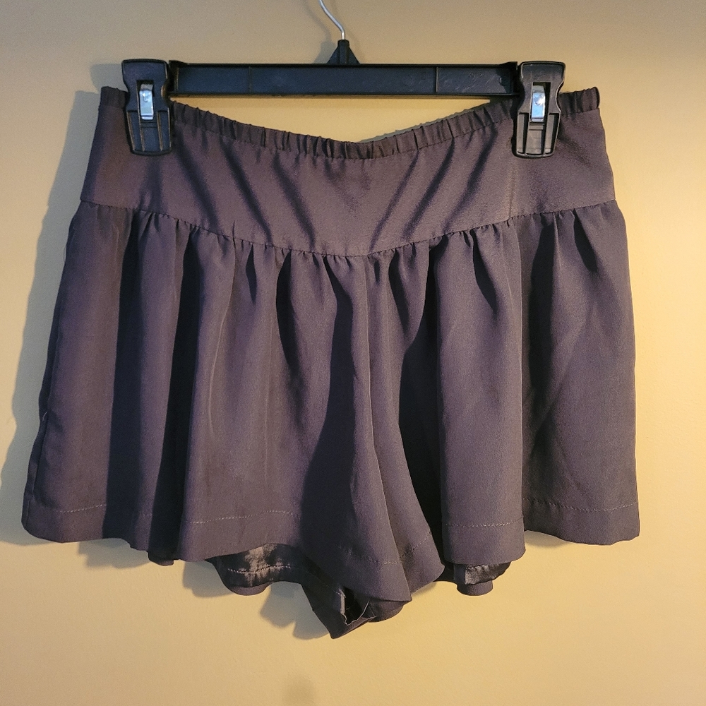 Shorts - Picture 2 of 2